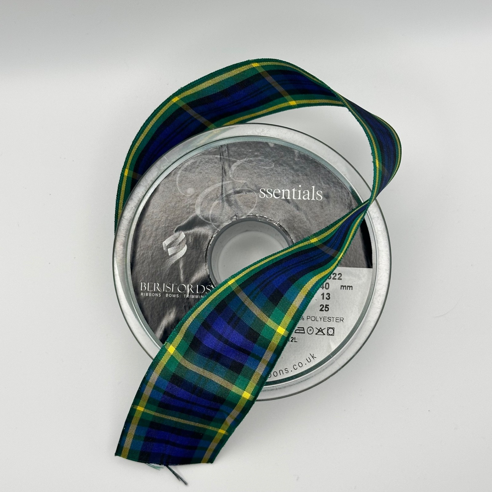 Berisfords Gordon Tartan Ribbon 40mm, photo 4 of 4